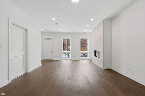 Tiny photo for 2832 W Wilcox Street, Chicago, IL 60612 (MLS # 12601017)