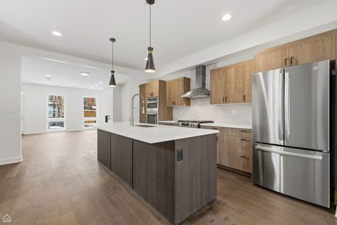 Tiny photo for 2832 W Wilcox Street, Chicago, IL 60612 (MLS # 12601017)