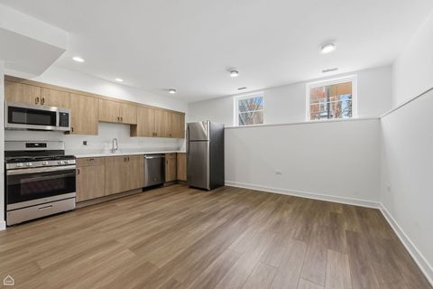 Tiny photo for 2832 W Wilcox Street, Chicago, IL 60612 (MLS # 12601017)