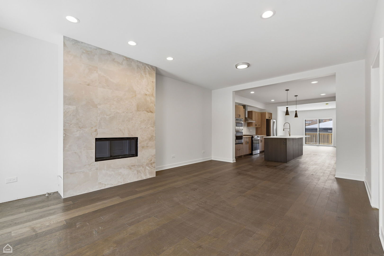 2832 W Wilcox Street