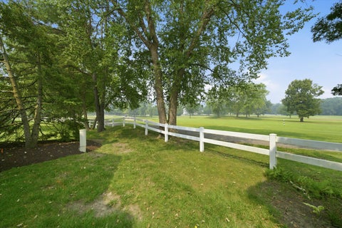 Tiny photo for 150 Inverness Court #2, Elk Grove Village, IL 60007 (MLS # 12764180)