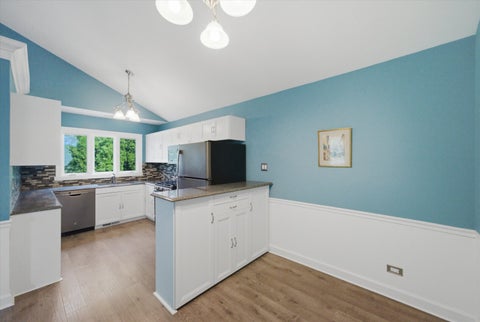 Tiny photo for 150 Inverness Court #2, Elk Grove Village, IL 60007 (MLS # 12764180)