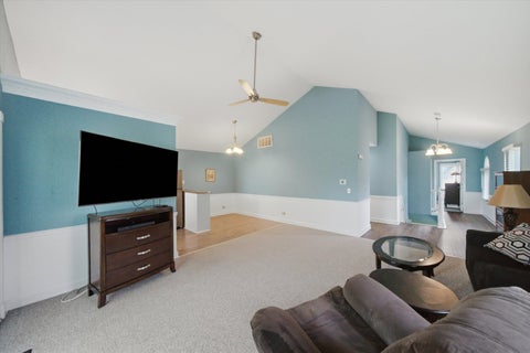 Tiny photo for 150 Inverness Court #2, Elk Grove Village, IL 60007 (MLS # 12764180)