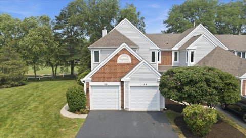 Tiny photo for 150 Inverness Court #2, Elk Grove Village, IL 60007 (MLS # 12764180)