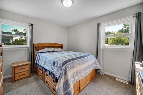 Tiny photo for 25W277 Doris Avenue, Carol Stream, IL 60188 (MLS # 12498920)