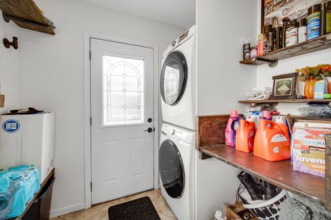 Tiny photo for 25W277 Doris Avenue, Carol Stream, IL 60188 (MLS # 12498920)