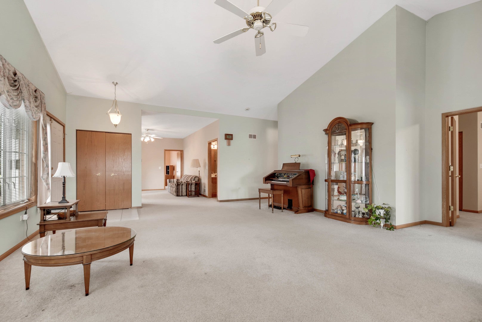 5553 Foxwoods Drive