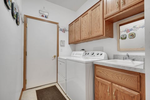 Tiny photo for 5553 Foxwoods Drive, Oak Lawn, IL 60453 (MLS # 12712709)