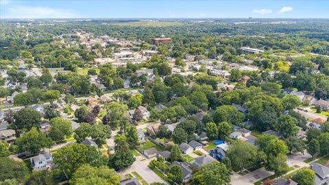 Tiny photo for 1001 Peyton Street, Geneva, IL 60134 (MLS # 12738873)