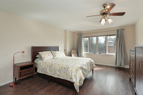 Tiny photo for 44 Park Lane #229, Park Ridge, IL 60068 (MLS # 12582074)