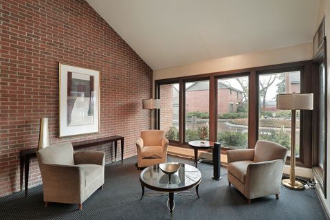 Tiny photo for 44 Park Lane #229, Park Ridge, IL 60068 (MLS # 12582074)