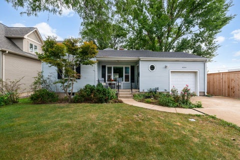 Photo of 4241 Washington Street, Downers Grove, IL 60515 (MLS # 12765473)