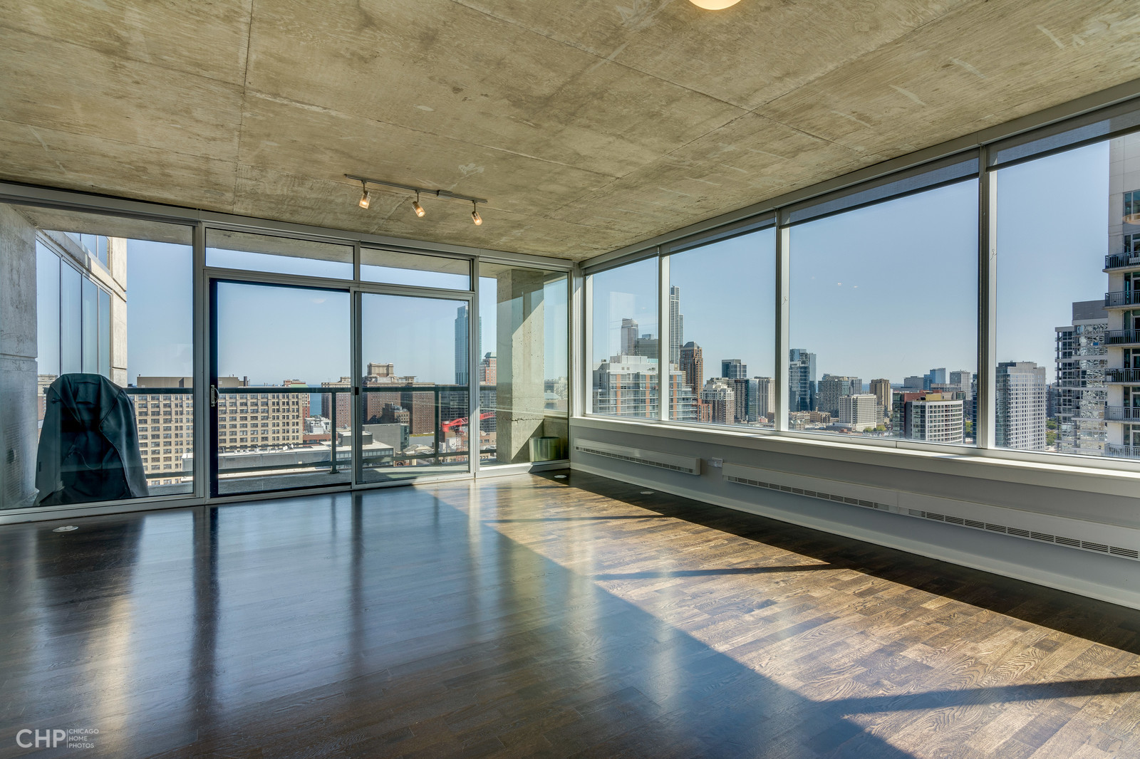 611 S Wells Street 2907