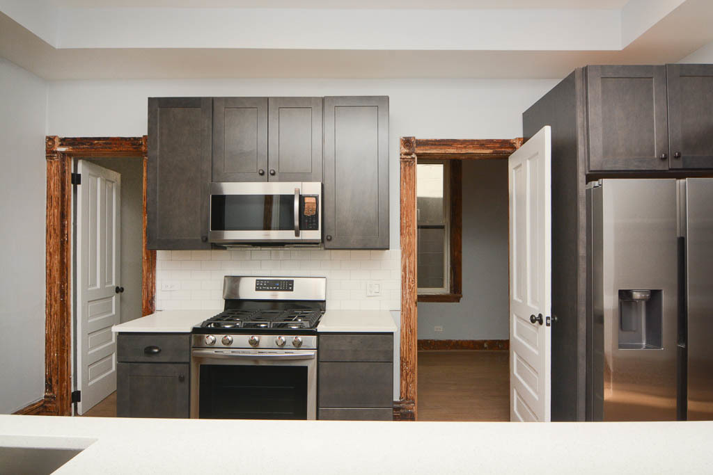 949 N Winchester Avenue 1R