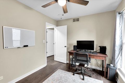 Tiny photo for 2615 Wheatfield Court, Aurora, IL 60502 (MLS # 12717804)