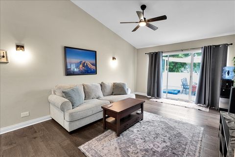 Tiny photo for 2615 Wheatfield Court, Aurora, IL 60502 (MLS # 12717804)