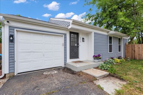 Tiny photo for 2615 Wheatfield Court, Aurora, IL 60502 (MLS # 12717804)