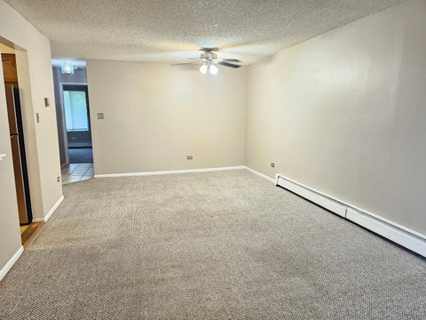 Tiny photo for 11 Crestview Lane #10, Vernon Hills, IL 60061 (MLS # 12710903)