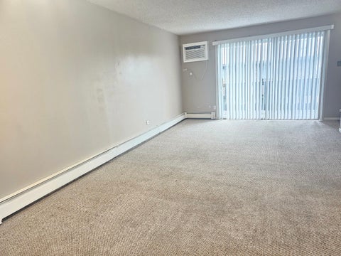 Tiny photo for 11 Crestview Lane #10, Vernon Hills, IL 60061 (MLS # 12710903)