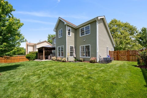Tiny photo for 112 N Bristol Drive, Bloomingdale, IL 60108 (MLS # 12715348)