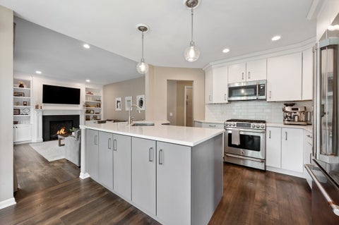 Tiny photo for 112 N Bristol Drive, Bloomingdale, IL 60108 (MLS # 12715348)