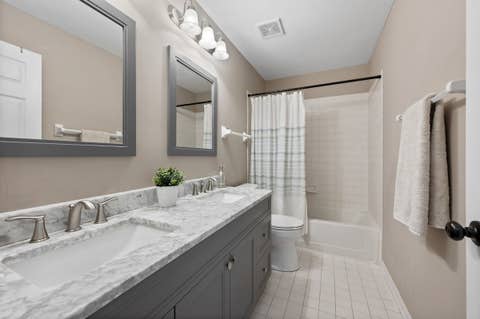 Tiny photo for 112 N Bristol Drive, Bloomingdale, IL 60108 (MLS # 12715348)