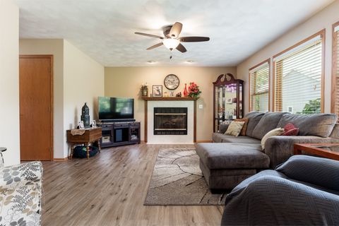 Tiny photo for 10356 Geneva Drive, Roscoe, IL 61073 (MLS # 12486182)