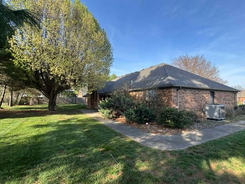 Tiny photo for 1602 S Eugene Lane, Marion, IL 62959 (MLS # 12598170)