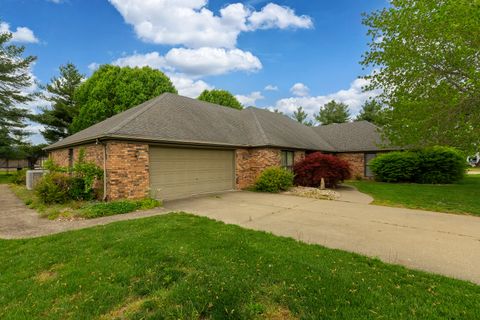 Tiny photo for 1602 S Eugene Lane, Marion, IL 62959 (MLS # 12598170)