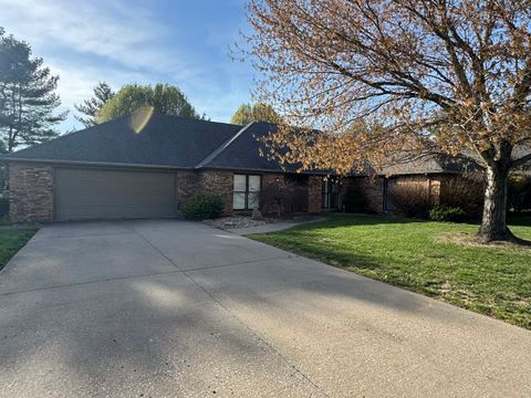 Tiny photo for 1602 S Eugene Lane, Marion, IL 62959 (MLS # 12598170)