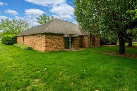 Tiny photo for 1602 S Eugene Lane, Marion, IL 62959 (MLS # 12598170)