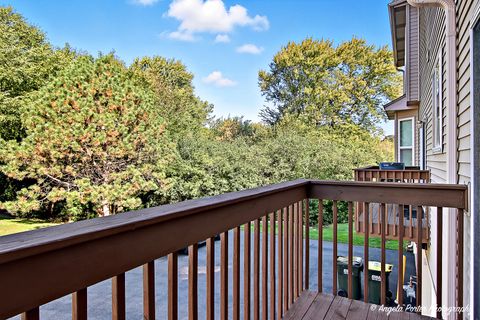 Tiny photo for 28744 W PONDVIEW Drive #28744, Lakemoor, IL 60051 (MLS # 12478694)