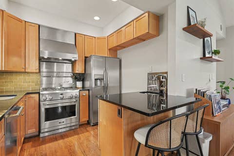 Tiny photo for 1619 W Hollywood Avenue #3, Chicago, IL 60660 (MLS # 12736766)