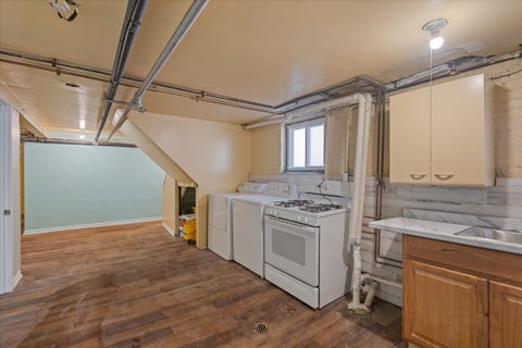 Tiny photo for 6515 N MAPLEWOOD Avenue, Chicago, IL 60645 (MLS # 12763088)