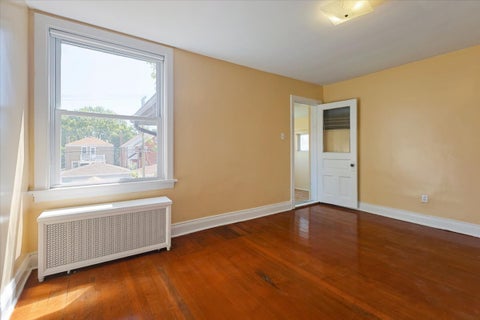 Tiny photo for 6515 N MAPLEWOOD Avenue, Chicago, IL 60645 (MLS # 12763088)