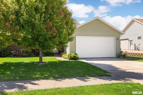 Tiny photo for 211 SUMMIT Drive, Tipton, IA 52772 (MLS # QC4266817)