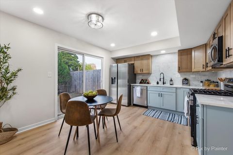 Tiny photo for 1366 INVERNESS Drive #0, Elgin, IL 60120 (MLS # 12497274)