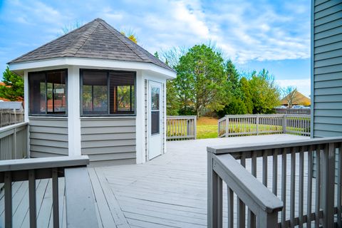 Tiny photo for 1629 Silver Springs Court, Aurora, IL 60504 (MLS # 12511890)