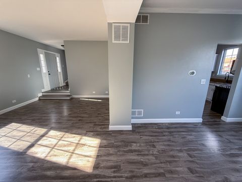 Tiny photo for 1629 Silver Springs Court, Aurora, IL 60504 (MLS # 12511890)