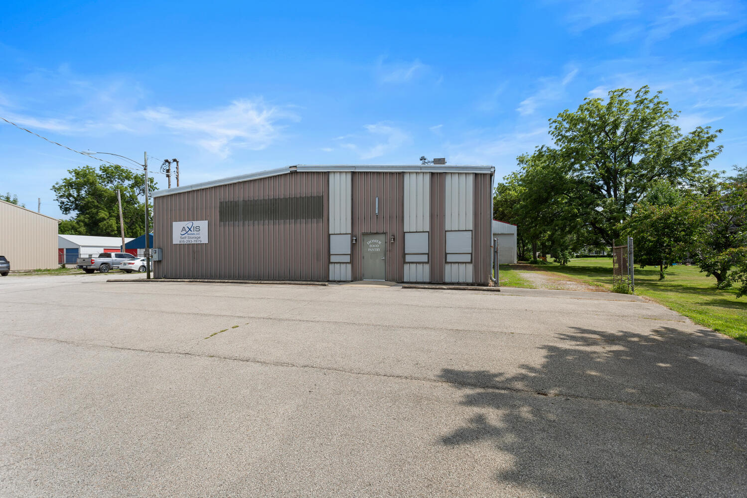 307 E 2nd Street
