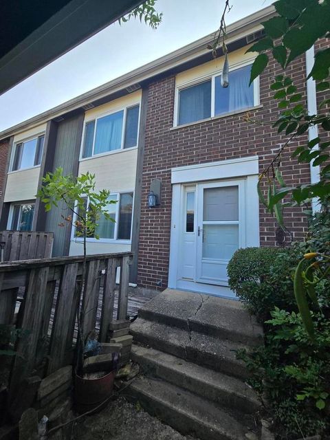 Tiny photo for 281 DuPage Drive, Bolingbrook, IL 60440 (MLS # 12475118)