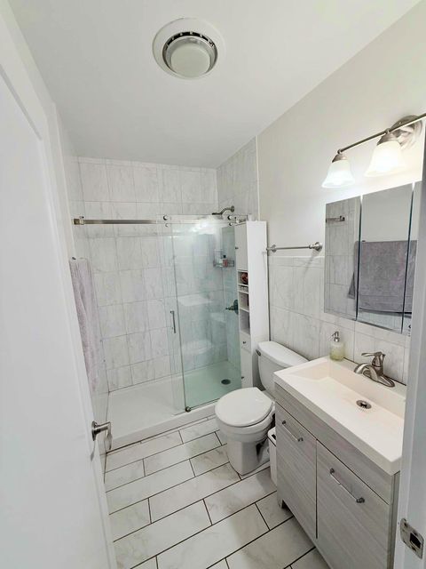 Tiny photo for 425 Wesley Avenue #102, Oak Park, IL 60302 (MLS # 12590215)
