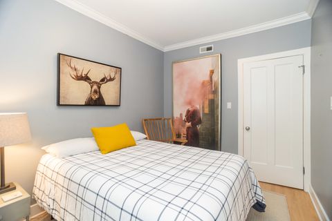 Tiny photo for 1704 W Catalpa Avenue #2W, Chicago, IL 60640 (MLS # 12490254)