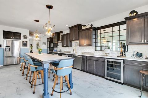 Tiny photo for 2655 Fairfax Way, Yorkville, IL 60560 (MLS # 12502261)