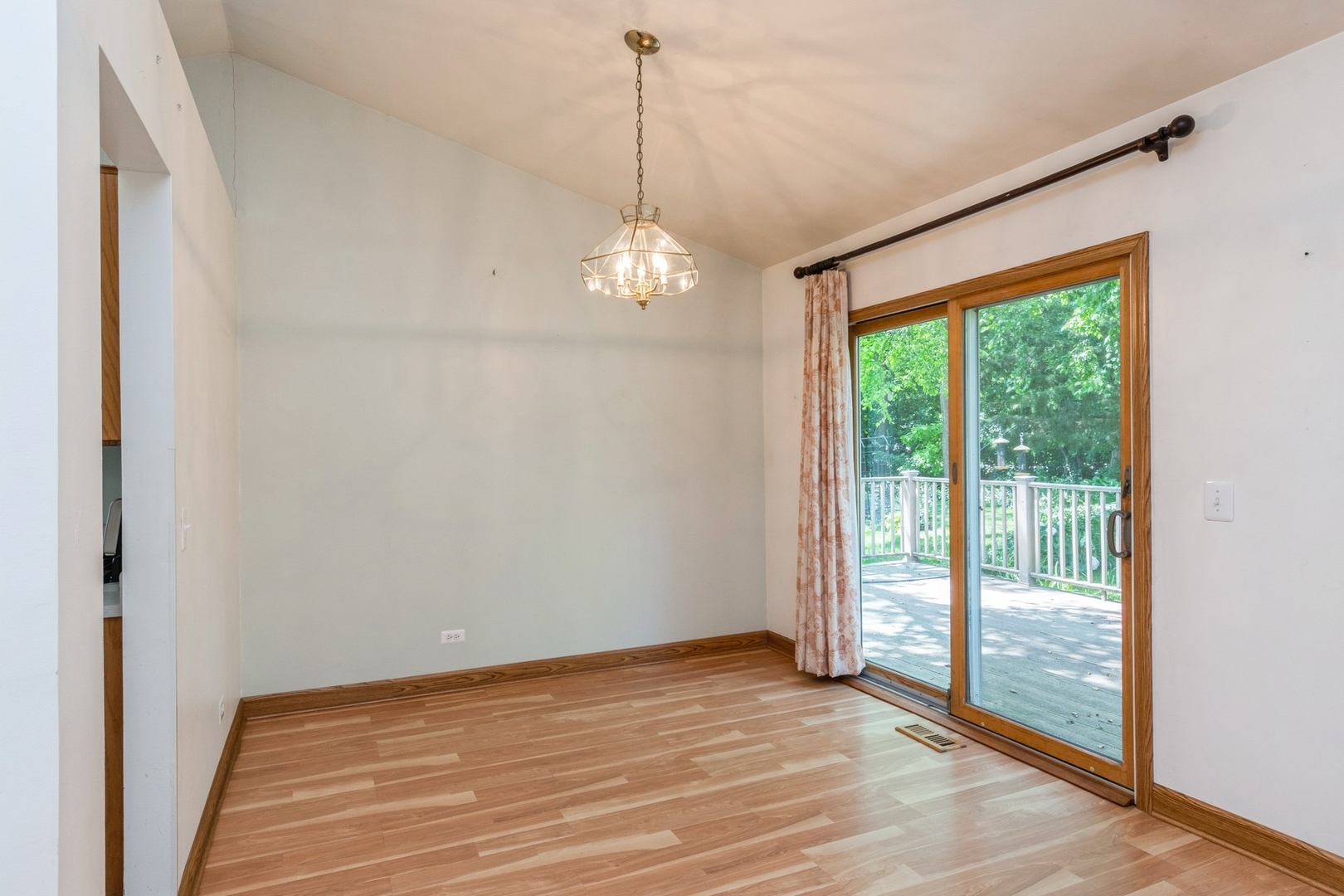 27W120 Walnut Drive