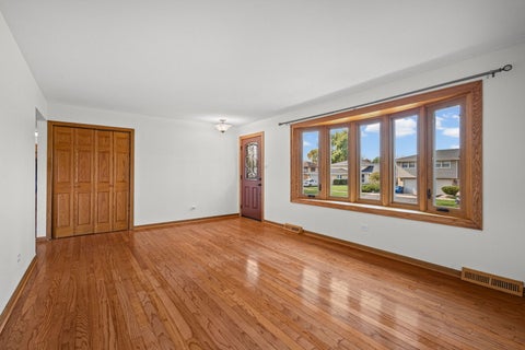 Tiny photo for 10613 S Terry Drive, Palos Hills, IL 60465 (MLS # 12795849)