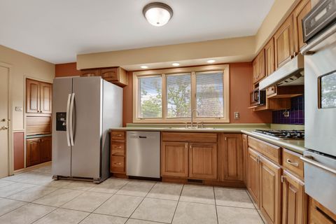 Tiny photo for 18751 Kings Road, Homewood, IL 60430 (MLS # 12621939)