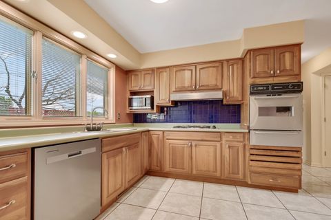 Tiny photo for 18751 Kings Road, Homewood, IL 60430 (MLS # 12621939)
