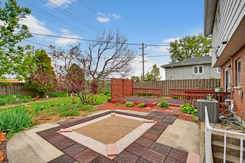 Tiny photo for 18751 Kings Road, Homewood, IL 60430 (MLS # 12621939)