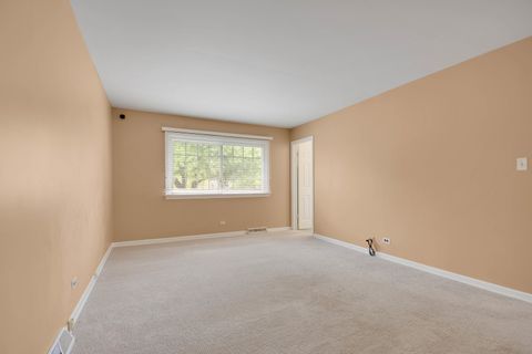 Tiny photo for 18751 Kings Road, Homewood, IL 60430 (MLS # 12621939)
